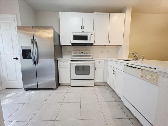 5308 HAWKSTONE DR, Sanford, FL 32771