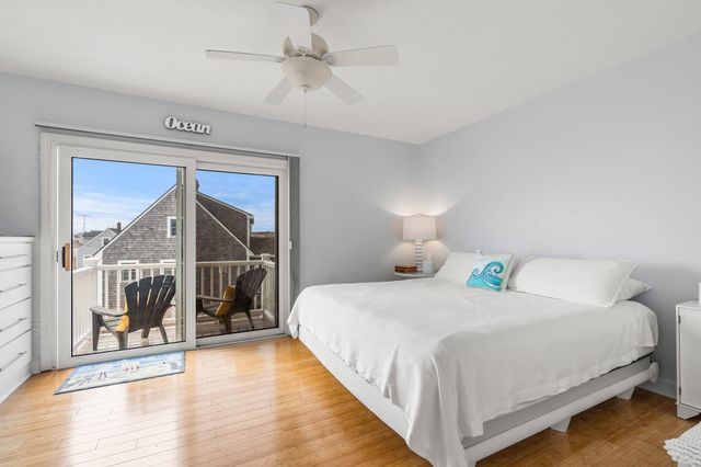 1515 Ocean Blvd Apt 4, Rye, NH 03870