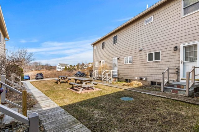 1515 Ocean Blvd Apt 4, Rye, NH 03870