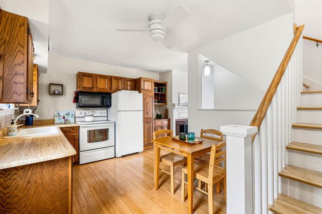 1515 Ocean Blvd Apt 4, Rye, NH 03870