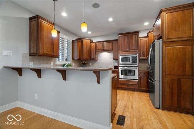 9661 Wading Crane Avenue, Fishers, IN 46055