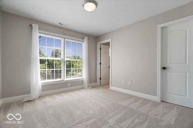 9661 Wading Crane Avenue, Fishers, IN 46055