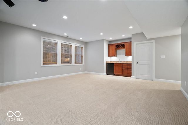 9661 Wading Crane Avenue, Fishers, IN 46055