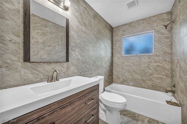 1931 Mark Drive, Lorain, OH 44052