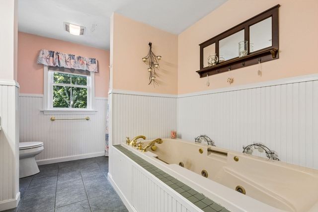 30 Kratz Ave., Attleboro, MA 02703