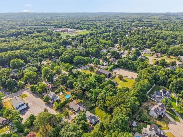 30 Kratz Ave., Attleboro, MA 02703