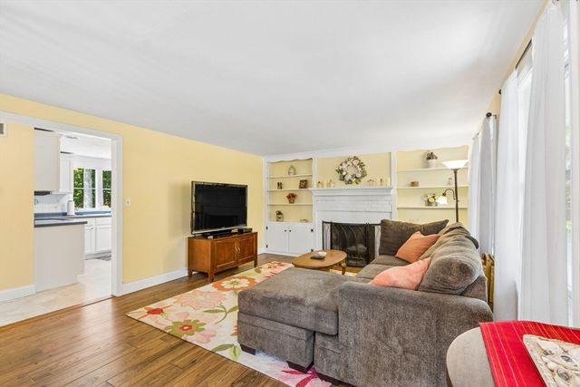 30 Kratz Ave., Attleboro, MA 02703