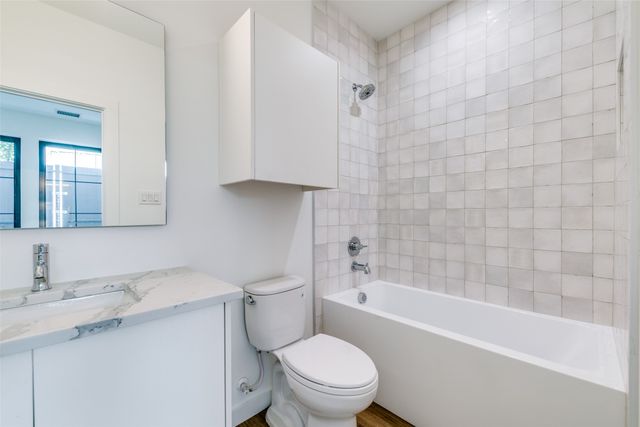 1727 Novela Way, Dallas, TX 75215