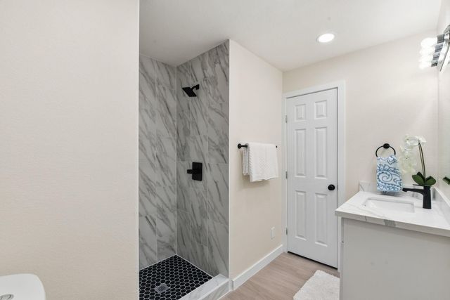 900 Cedar Road, Clear Lake Shores, TX 77565