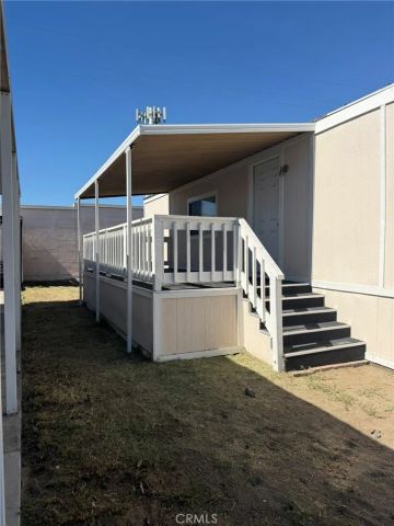 17225 Valley 10W, Fontana, CA 92335