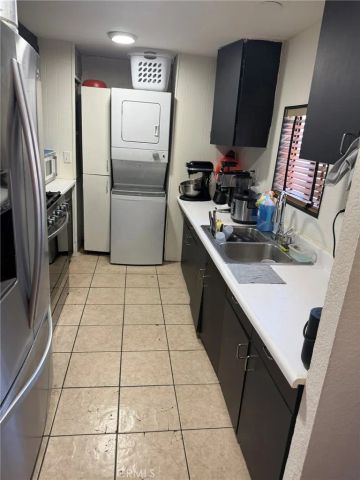 17225 Valley 10W, Fontana, CA 92335