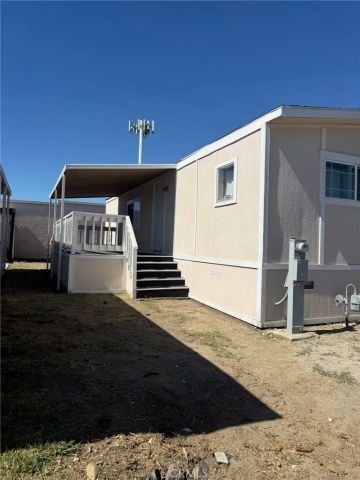 17225 Valley 10W, Fontana, CA 92335