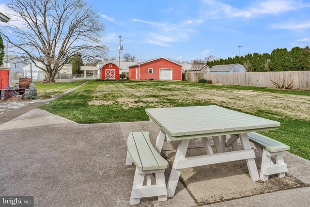 331 E WATER ST, Middletown, PA 17057