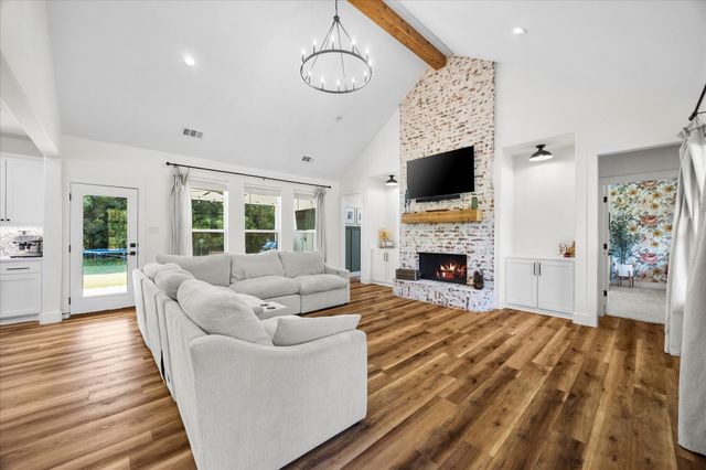 1577 County Road 2712, Caddo Mills, TX 75135