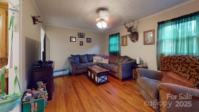 151 Sunny Street, Marion, NC 28752