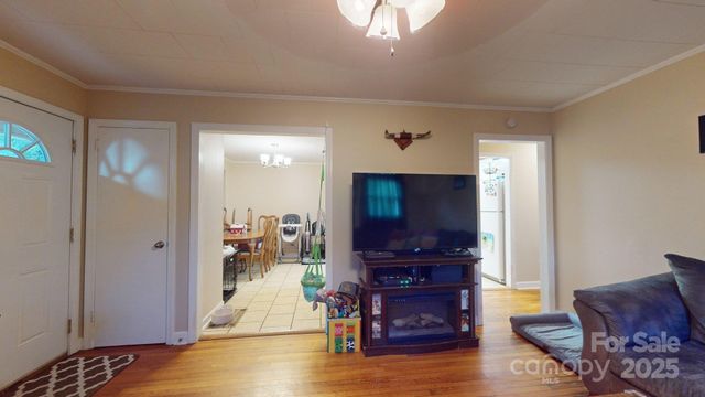151 Sunny Street, Marion, NC 28752
