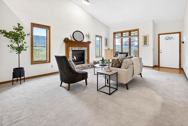 1831 E SYLVAN AVENUE, Appleton, WI 54915