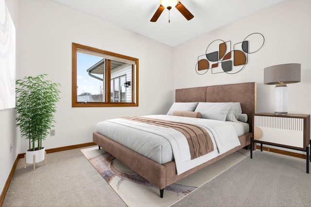 1831 E SYLVAN AVENUE, Appleton, WI 54915