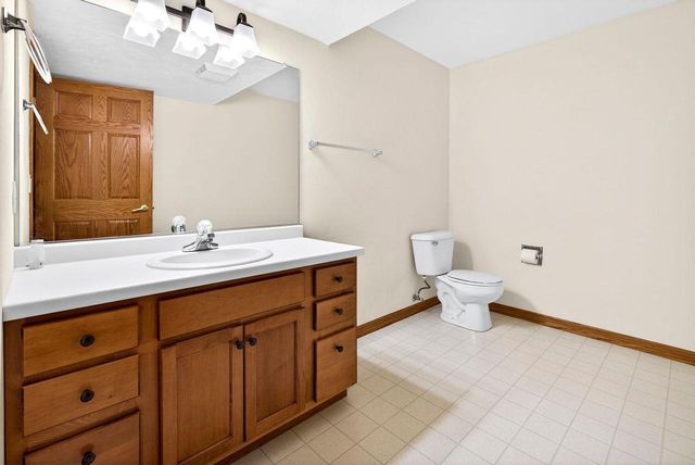 1831 E SYLVAN AVENUE, Appleton, WI 54915