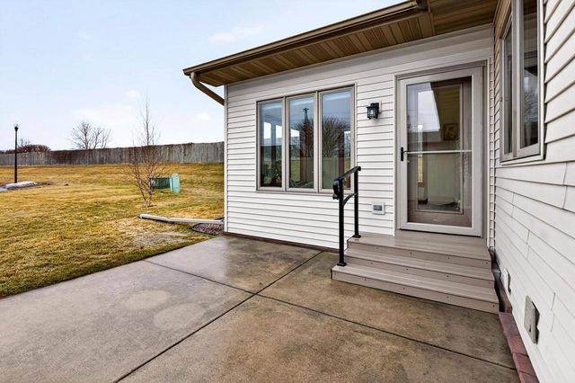 1831 E SYLVAN AVENUE, Appleton, WI 54915