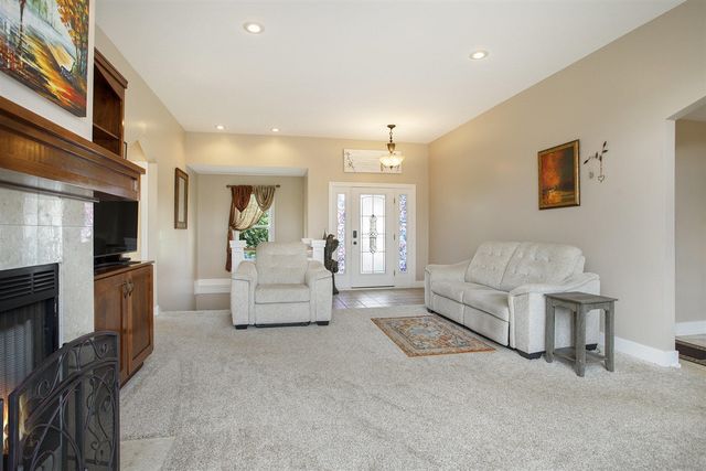 3125 Meadow Hills Drive, Middleville, MI 49333