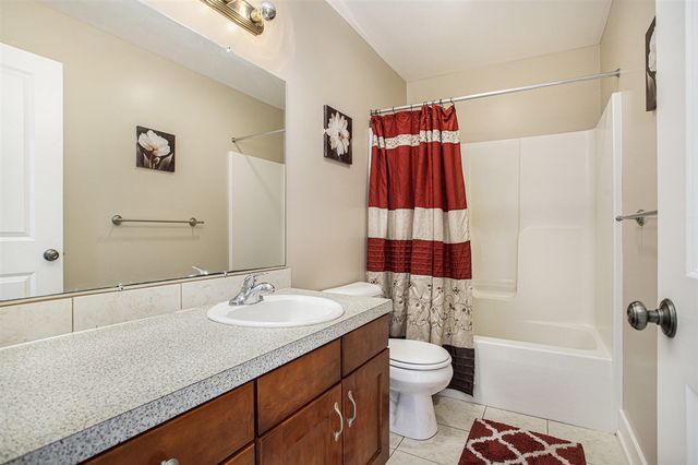 3125 Meadow Hills Drive, Middleville, MI 49333