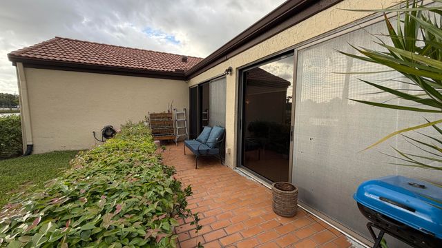 8232 Waterline Drive, Boynton Beach, FL 33472