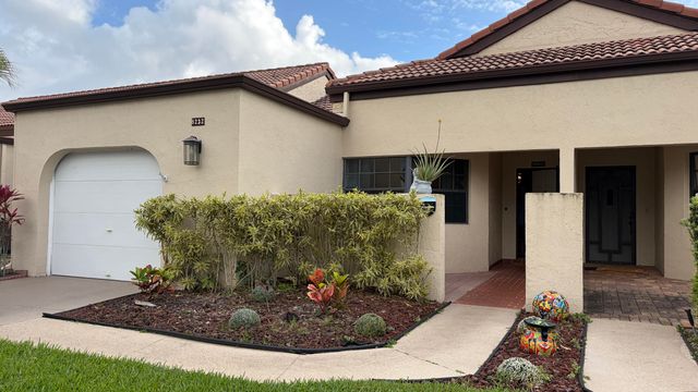 8232 Waterline Drive, Boynton Beach, FL 33472