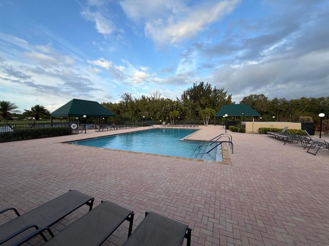 8232 Waterline Drive, Boynton Beach, FL 33472