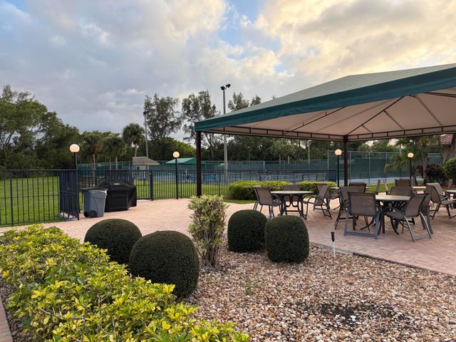 8232 Waterline Drive, Boynton Beach, FL 33472