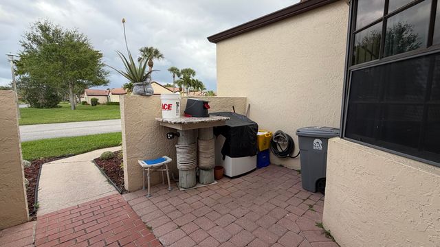 8232 Waterline Drive, Boynton Beach, FL 33472