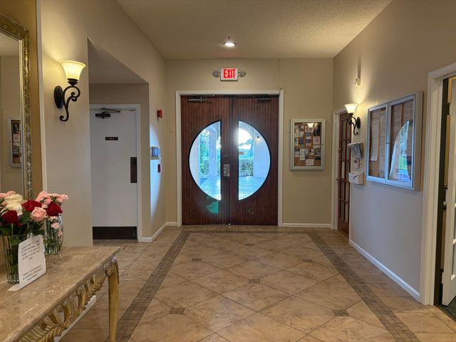 8232 Waterline Drive, Boynton Beach, FL 33472