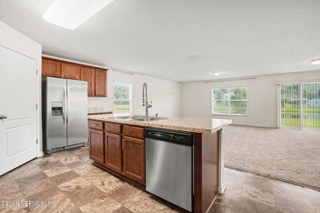 7151 BEDFORDSHIRE Lane, Jacksonville, FL 32219
