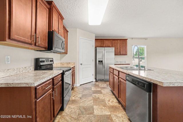 7151 BEDFORDSHIRE Lane, Jacksonville, FL 32219