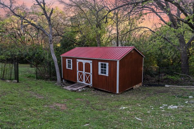 3400 Macarthur Drive, Waco, TX 76708