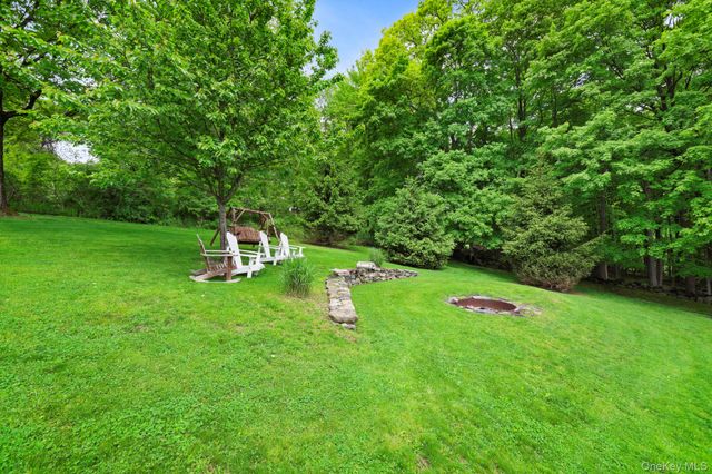 76 Eleanor Drive, Mahopac, NY 10541