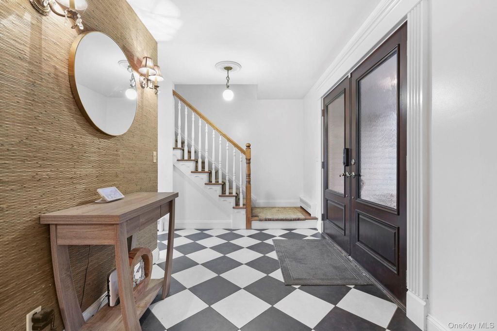 76 Eleanor Drive, Mahopac, NY 10541 — photo 5