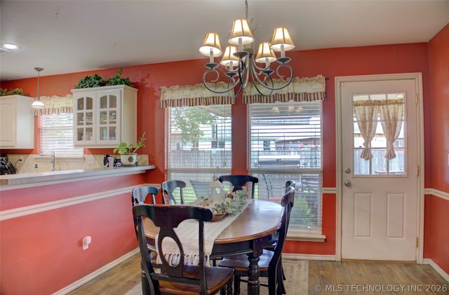 1102 E 146th Place S, Glenpool, OK 74033
