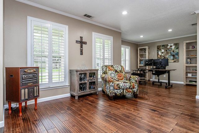 3140 La Kenta Circle, Farmers Branch, TX 75234