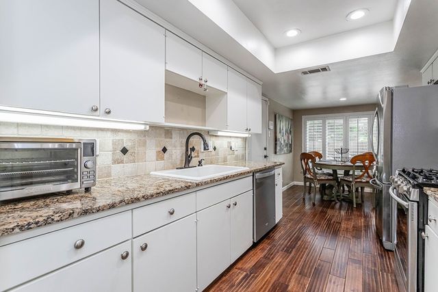 3140 La Kenta Circle, Farmers Branch, TX 75234