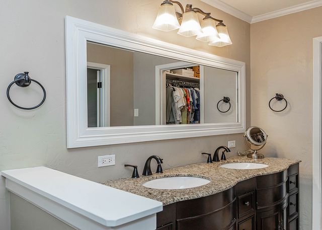 3140 La Kenta Circle, Farmers Branch, TX 75234