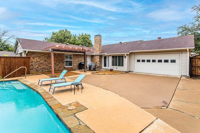 3140 La Kenta Circle, Farmers Branch, TX 75234