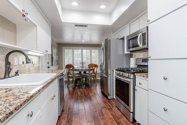 3140 La Kenta Circle, Farmers Branch, TX 75234