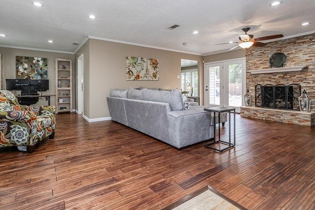 3140 La Kenta Circle, Farmers Branch, TX 75234