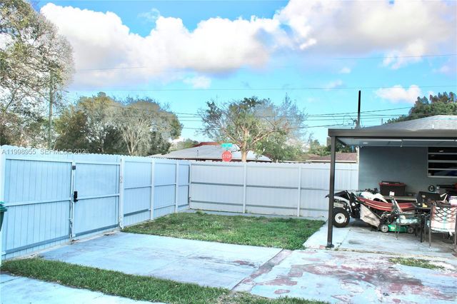 17710 SW 102nd Avenue, Miami, FL 33157