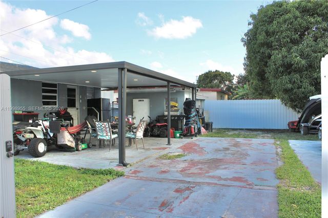 17710 SW 102nd Avenue, Miami, FL 33157