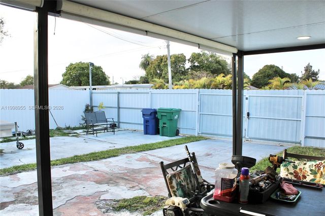 17710 SW 102nd Avenue, Miami, FL 33157