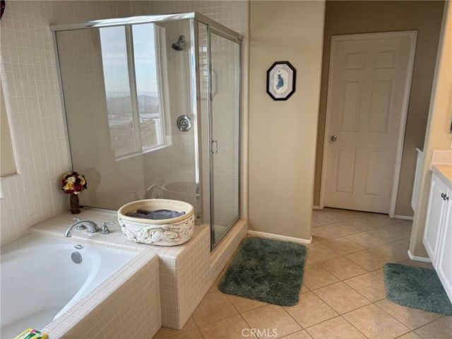 16253 Moon Bow Court, Riverside, CA 92503