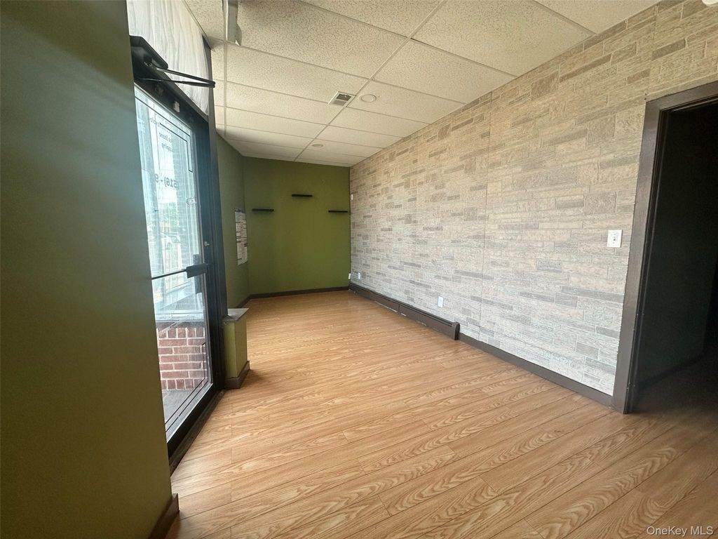 72 Franklin Avenue 1FL, Franklin Square, NY 11010 — photo 4