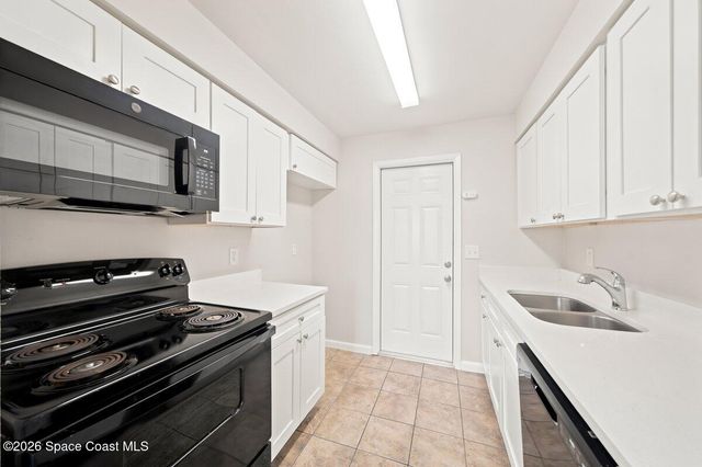 3386 Jay Tee Drive, Melbourne, FL 32901